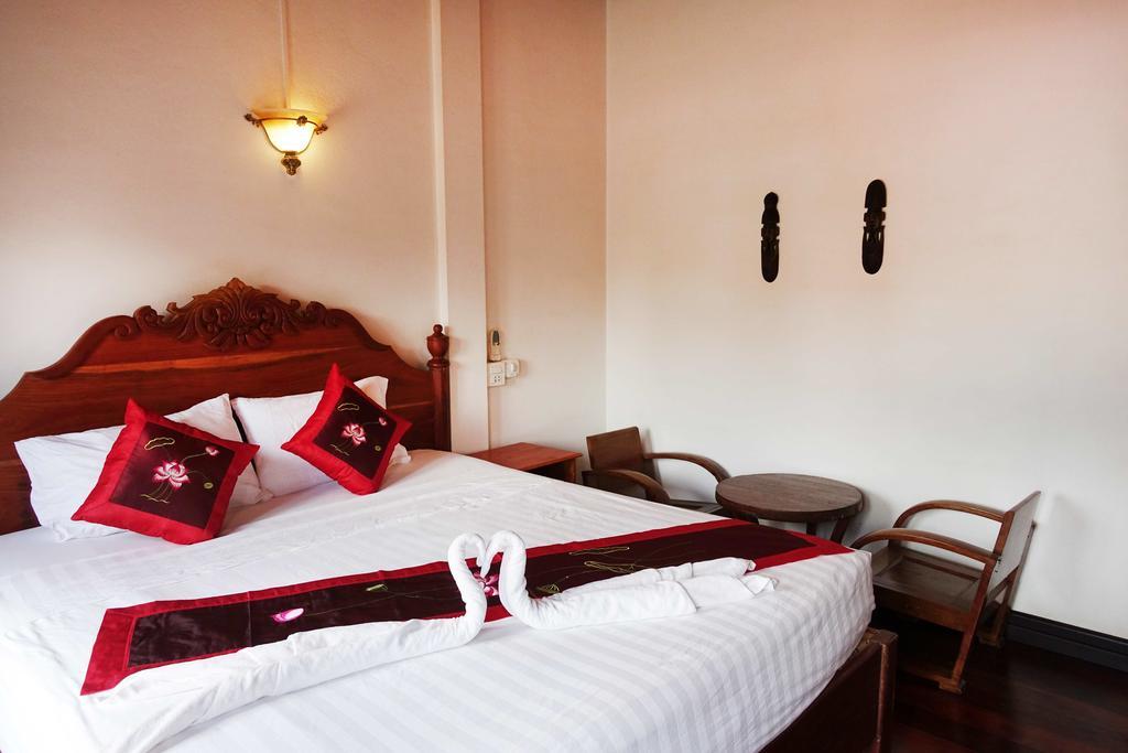 Villa Rattanakon Луанг Прабанг Екстериор снимка