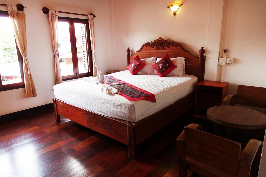 Villa Rattanakon Луанг Прабанг Екстериор снимка