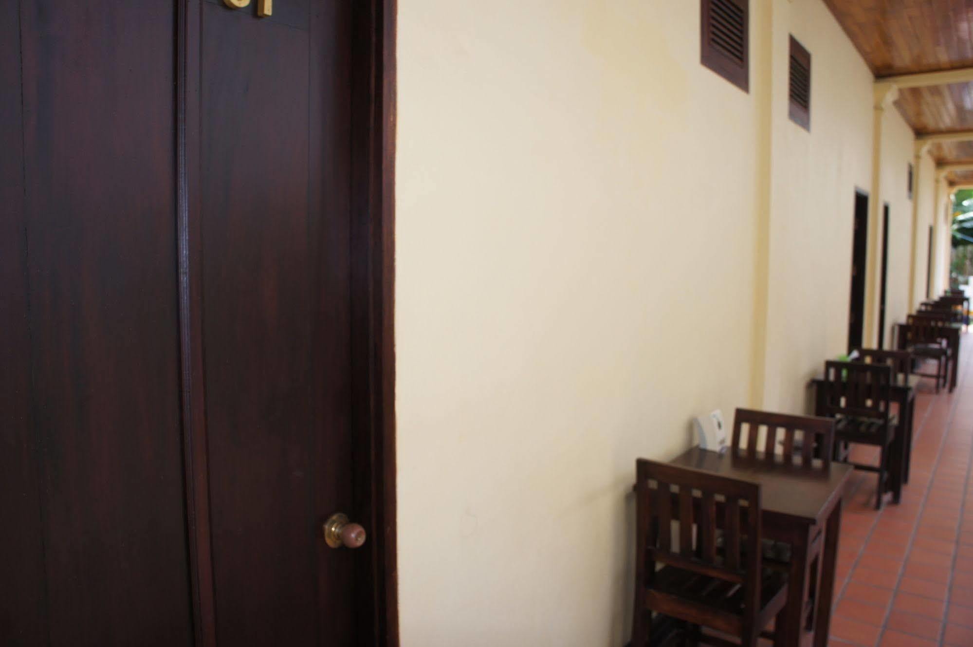 Villa Rattanakon Луанг Прабанг Екстериор снимка